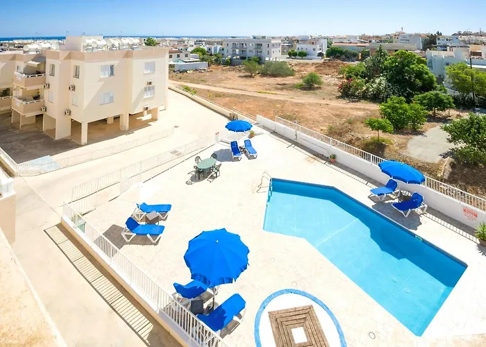 Sofia Apartment 700M Away From The Beach