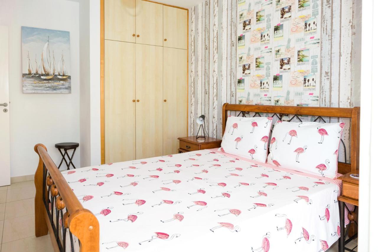 Apartment Sofia 700m Away From The Paralimni